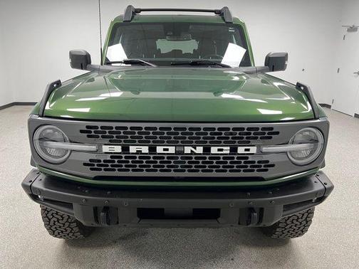 Eruption Green Metallic 2022 Ford Bronco Badlands