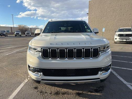 2022 Jeep Wagoneer Series III 4x4