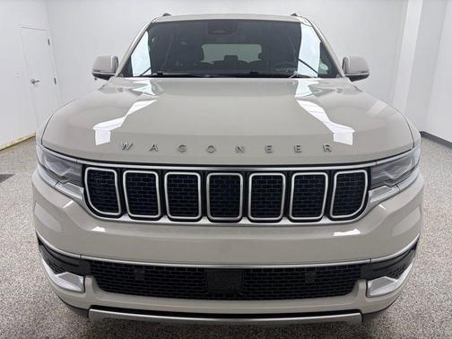 2022 Jeep Wagoneer Series III 4x4