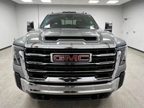 2025 GMC Sierra 3500 SLT