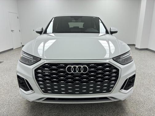 2024 Audi Q5 45 S line Premium Plus