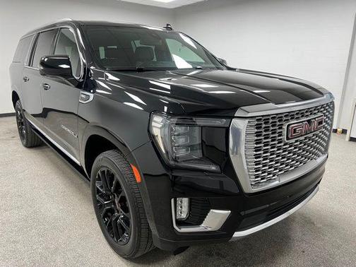Onyx Black 2022 GMC Yukon XL Denali