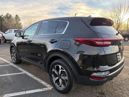 2022 Kia Sportage LX