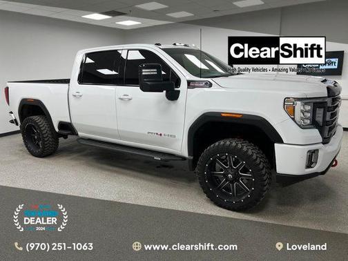 Summit White 2023 GMC Sierra 2500 AT4