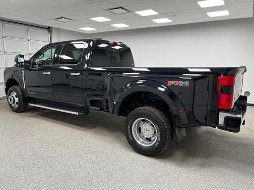 Agate Black Metallic 2023 Ford F-350 Lariat