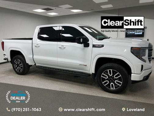 Summit White 2024 GMC Sierra 1500 AT4