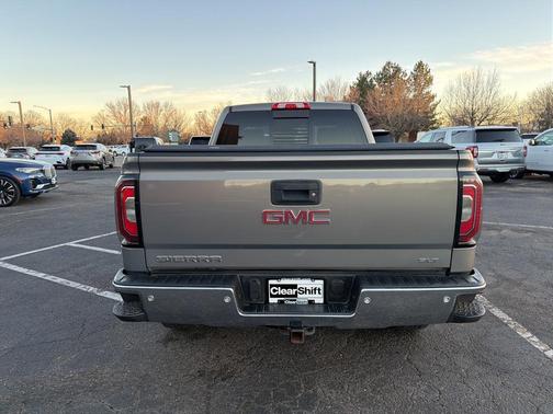 2017 GMC Sierra 1500 SLT