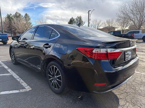 2013 Lexus ES 300h Base