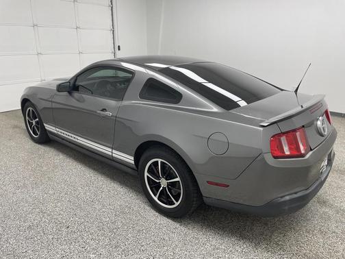 2010 Ford Mustang Base