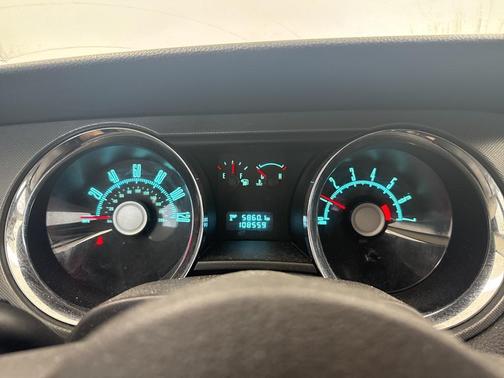 2010 Ford Mustang Base