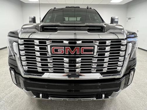 2024 GMC Sierra 3500 Denali