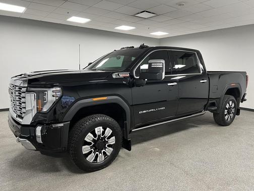 2024 GMC Sierra 3500 Denali