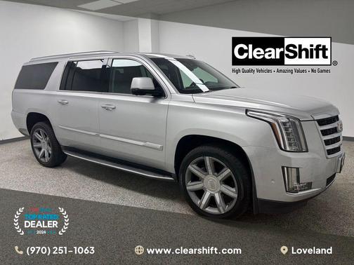 Radiant Silver Metallic 2017 Cadillac Escalade ESV Luxury