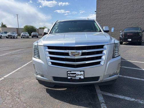 Radiant Silver Metallic 2017 Cadillac Escalade ESV Luxury
