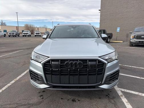 2023 Audi Q7 55 Prestige