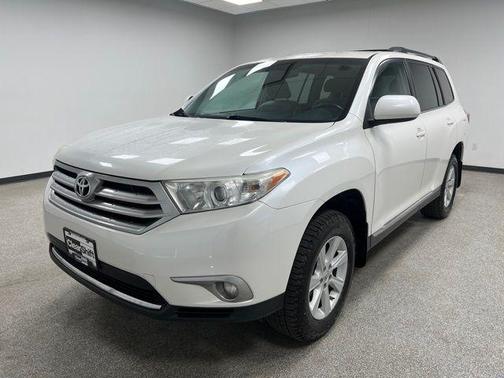 2013 Toyota Highlander SE