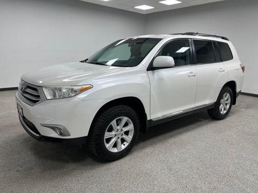 2013 Toyota Highlander SE