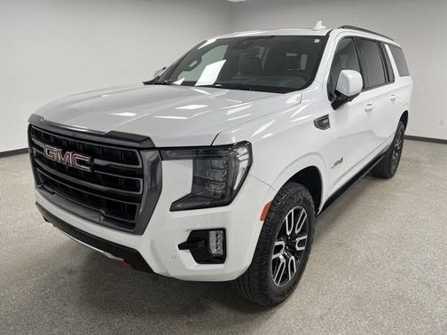 2024 GMC Yukon XL AT4