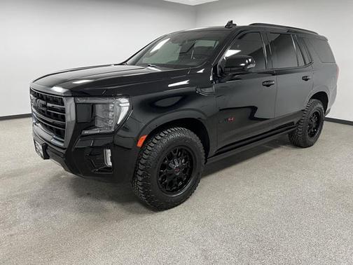 2022 GMC Yukon 4WD AT4