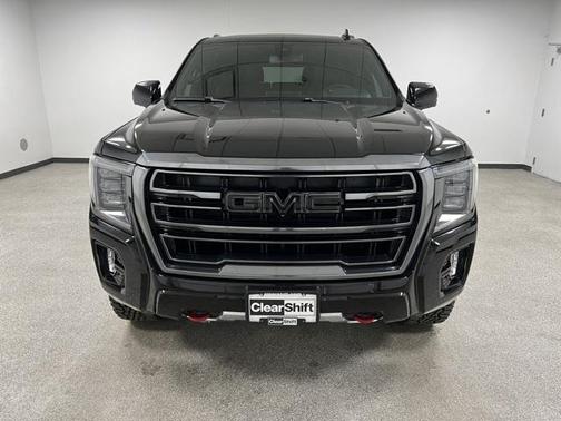 2022 GMC Yukon 4WD AT4