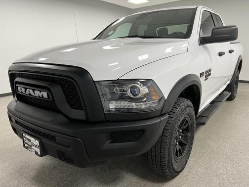 2024 RAM 1500 Classic Warlock Quad Cab 4x4 6'4' Box