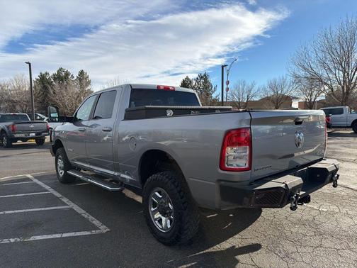 2020 RAM 2500 Big Horn Crew Cab 4x4 6'4' Box