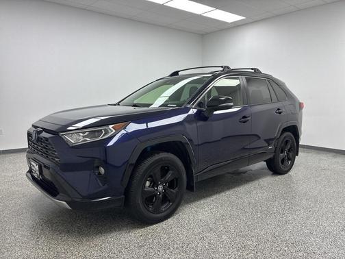 2021 Toyota RAV4 Hybrid SE