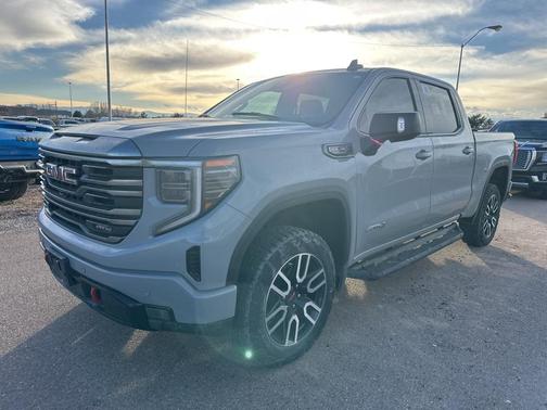 2024 GMC Sierra 1500 AT4