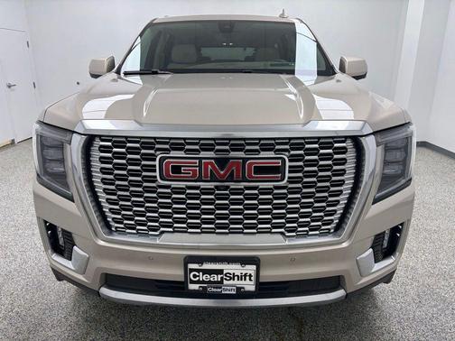 Pearl Beige Metallic 2021 GMC Yukon Denali