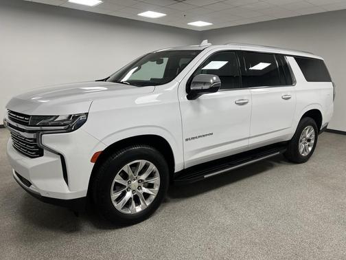 2023 Chevrolet Suburban Premier