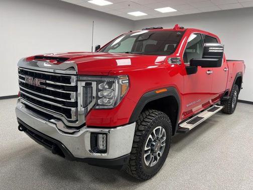 Cardinal Red 2022 GMC Sierra 2500 SLT