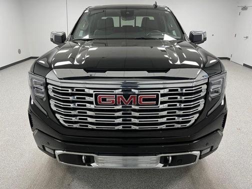 Onyx Black 2025 GMC Sierra 1500 Denali