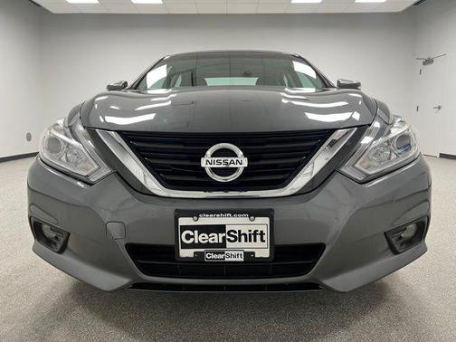 Gun Metallic 2017 Nissan Altima 2.5 SL
