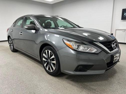Gun Metallic 2017 Nissan Altima 2.5 SL