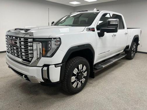 2024 GMC Sierra 2500 Denali