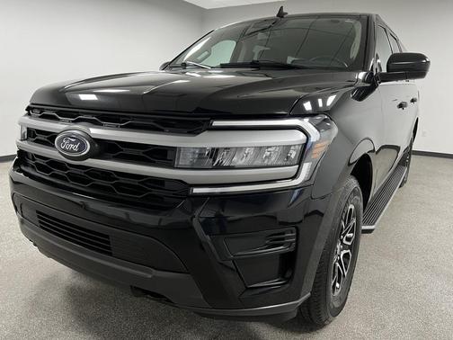 2023 Ford Expedition Max XLT