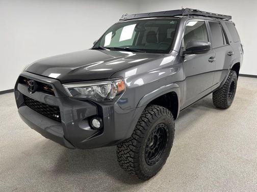 Magnetic Gray Metallic 2019 Toyota 4Runner SR5