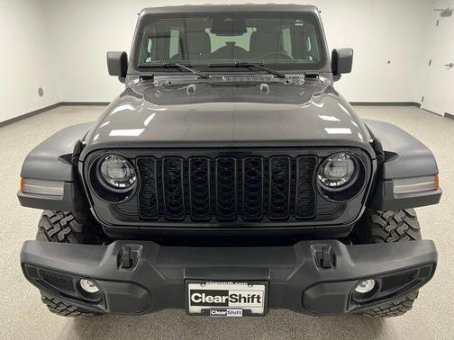 Granite Crystal Metallic Clearcoat 2025 Jeep Wrangler Willys