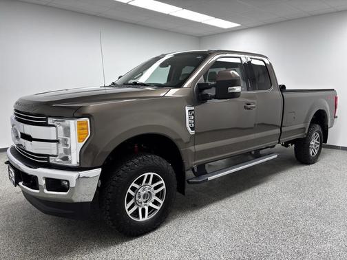 2017 Ford F-350 Lariat