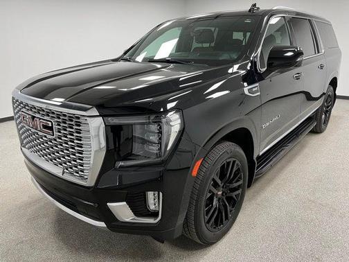 Onyx Black 2022 GMC Yukon XL Denali