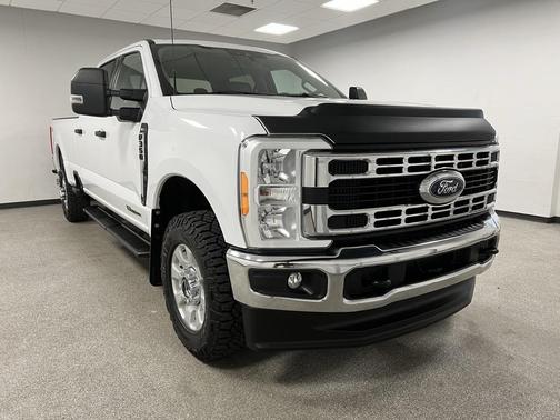 2023 Ford F-350 XLT