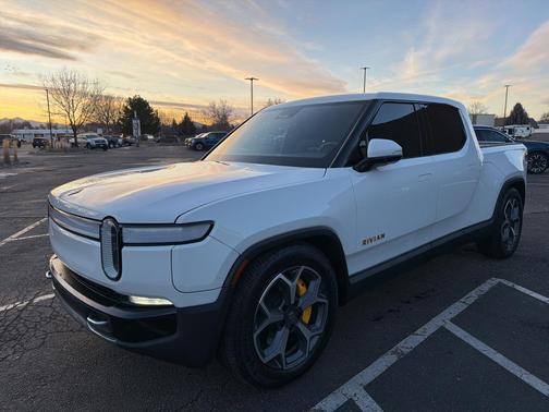 2022 Rivian R1T Adventure
