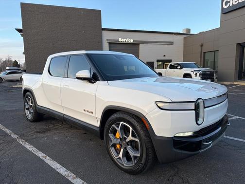 2022 Rivian R1T Adventure