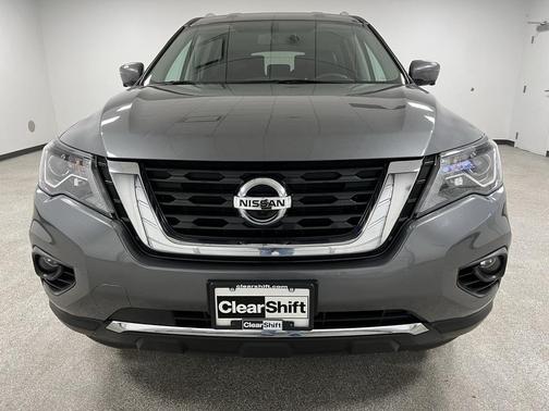 2020 Nissan Pathfinder SL 2WD