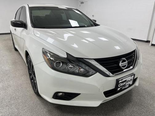 2017 Nissan Altima 2.5 SR