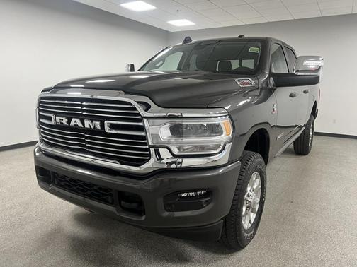 2024 RAM 2500 Laramie Crew Cab 4x4 6'4' Box