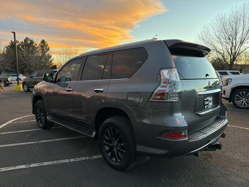 2023 Lexus GX 460 Premium
