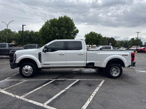 Star White Metallic Tri-Coat 2024 Ford F-450 Lariat
