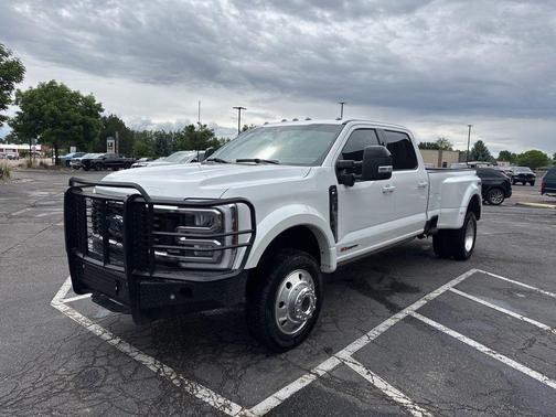 Star White Metallic Tri-Coat 2024 Ford F-450 Lariat