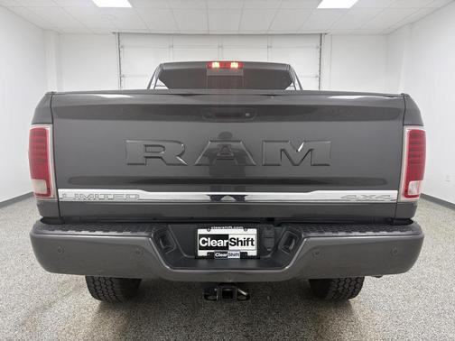 2018 RAM 2500 Limited Crew Cab 4x4 6'4' Box